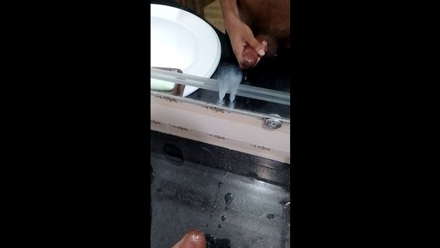 Cumming a huge load before shower